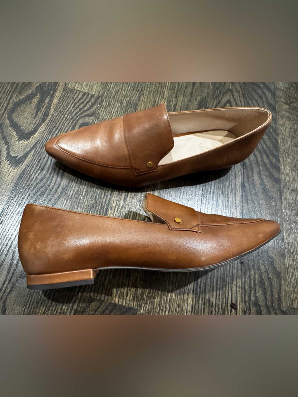 27 Edit • Brown Leather Pointed Classy Flats Loafers (7.5)